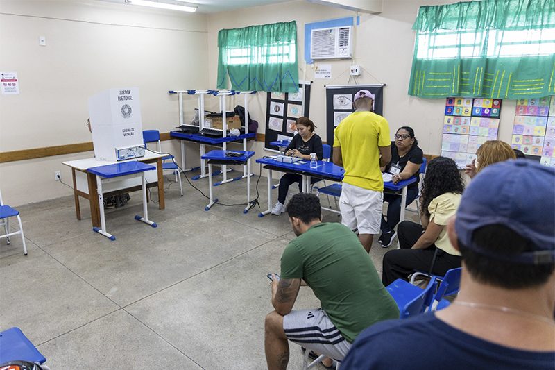Apuração do segundo turno das eleições é concluída em tempo recorde