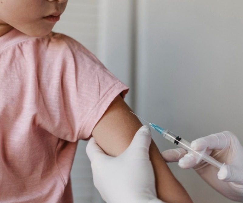 Avanços na vacinação infantil no Brasil: importância da atualização