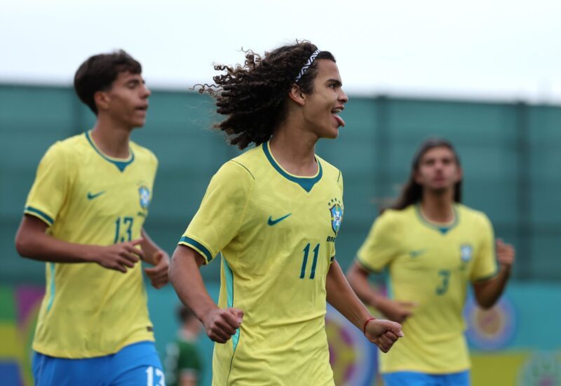 Brasil goleia Irlanda e garante passagem para as quartas do Mundial Sub-15