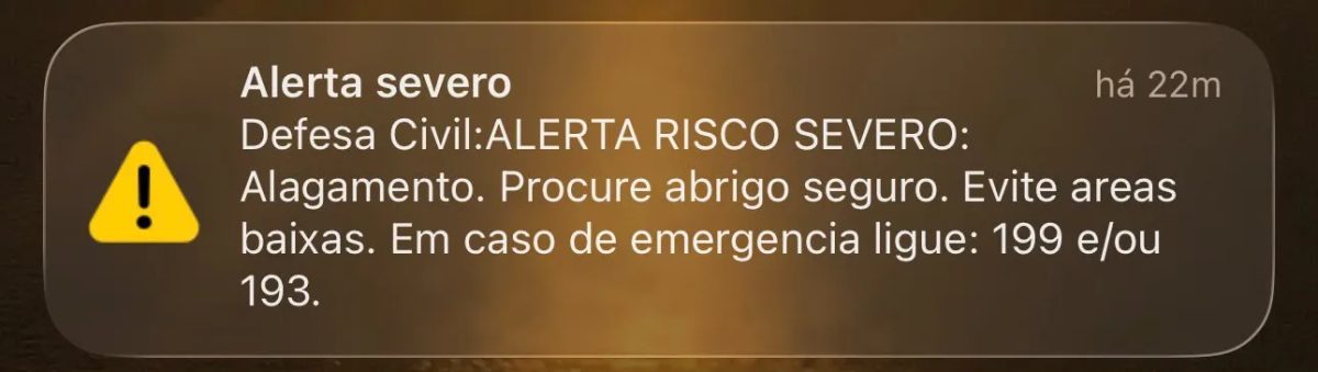 Manaus enfrenta forte chuva após dias de calor e fumaça intensa