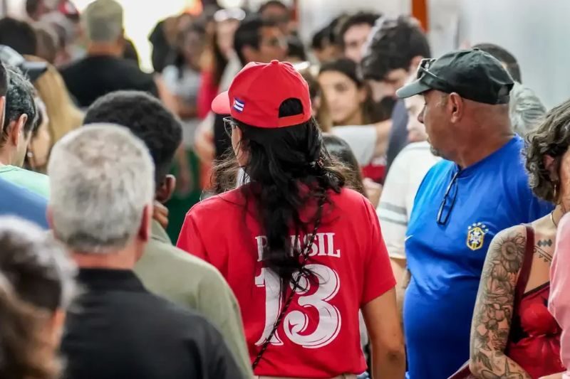 Denúncias de assédio eleitoral no trabalho cresceram 75% após 2º turno