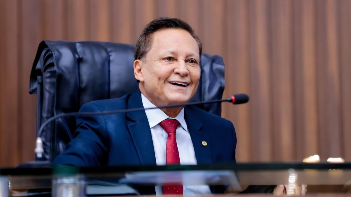 Em jantar com Omar Aziz, Adjuto Afonso fortalece busca por reeleição na Aleam