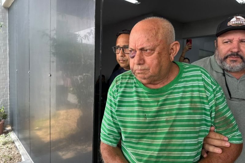 Idoso de 75 anos é preso por matar vizinho de 35 a tiros em Manaus
