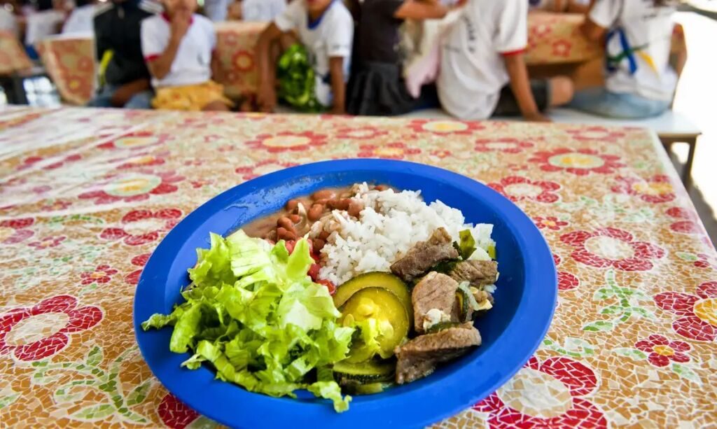 Nova regra amplia compra de alimentos de pequenos produtores na escola