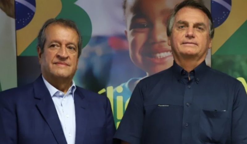 Valdemar Costa afirma que Bolsonaro não sabia sobre saída de Flávio